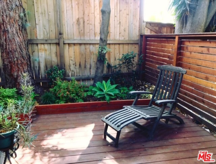 2 Bed Home to Rent in Los Angeles, California