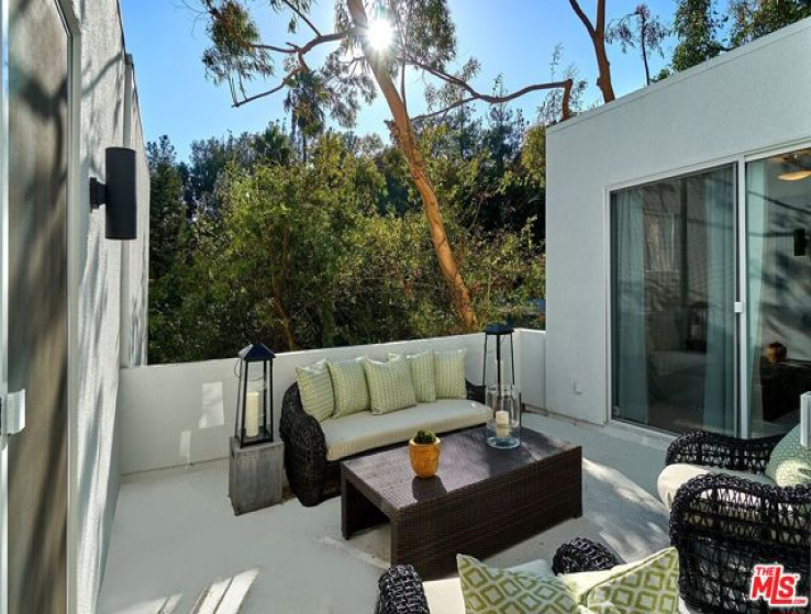 3 Bed Home for Sale in Beverly Hills, California