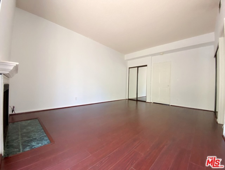 2 Bed Home to Rent in Pasadena, California