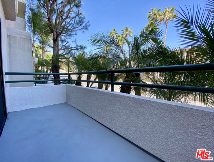 1 Bed Home to Rent in West Hollywood, California