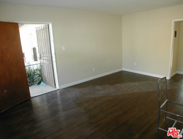 2 Bed Home to Rent in Los Angeles, California