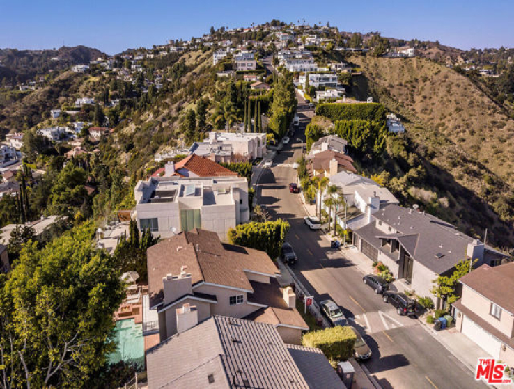 4 Bed Home for Sale in Los Angeles, California