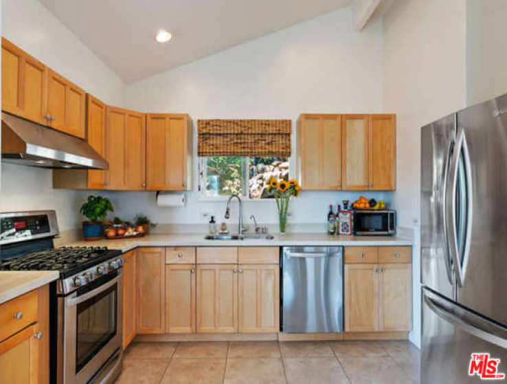 2 Bed Home for Sale in Topanga, California