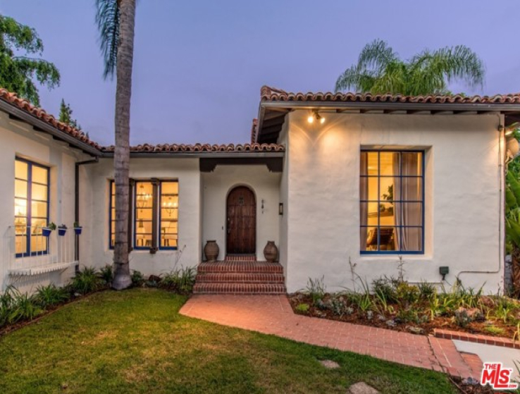 5 Bed Home for Sale in Los Angeles, California