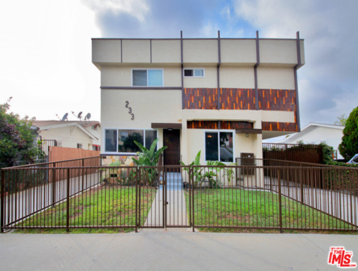 2 Bed Home to Rent in Los Angeles, California