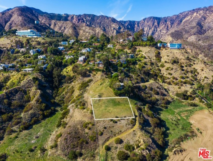  Land for Sale in Malibu, California