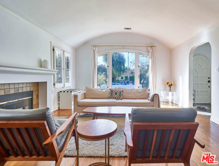 3 Bed Home for Sale in Los Angeles, California