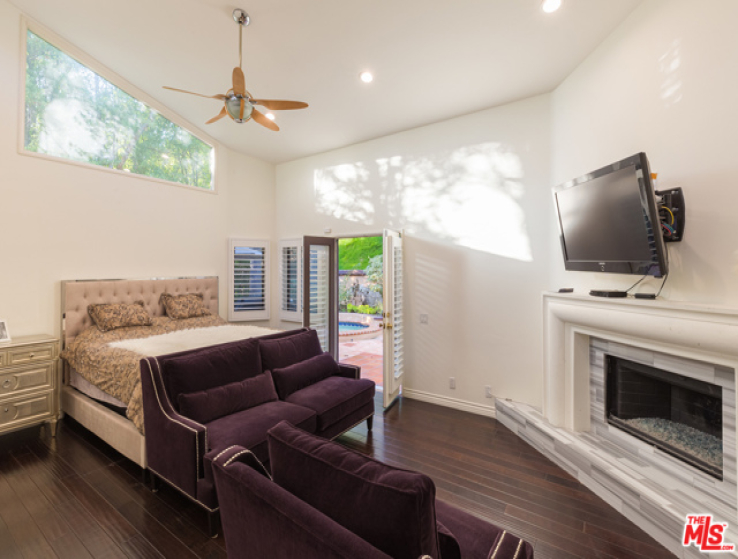 2 Bed Home for Sale in Beverly Hills, California