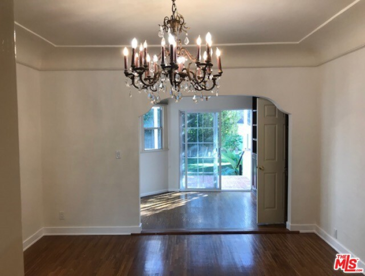 2 Bed Home to Rent in Beverly Hills, California