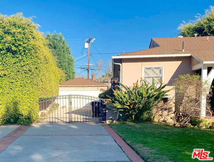 3 Bed Home to Rent in Los Angeles, California