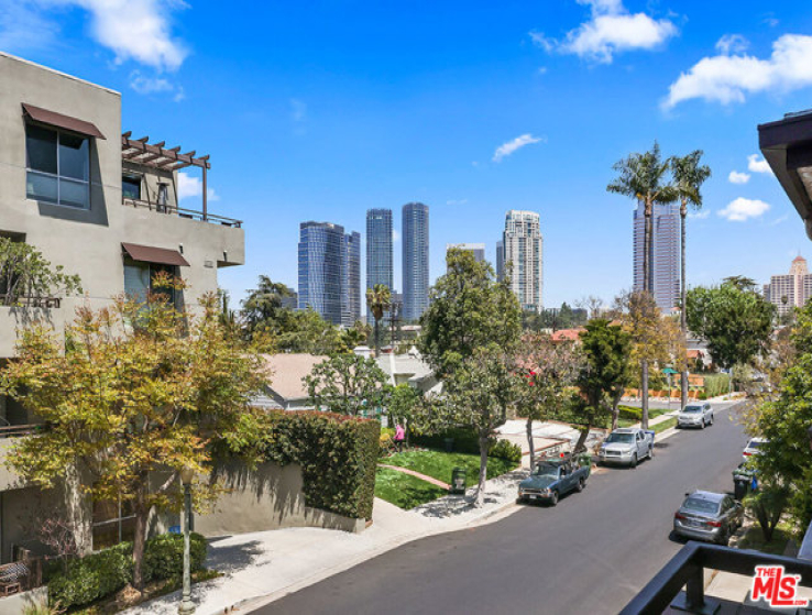  Income Home for Sale in Los Angeles, California