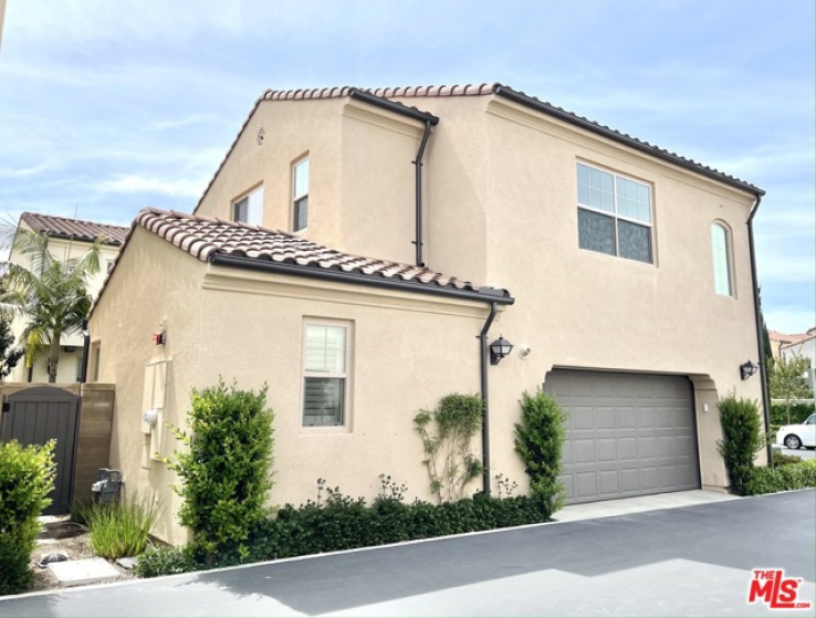 4 Bed Home to Rent in Irvine, California