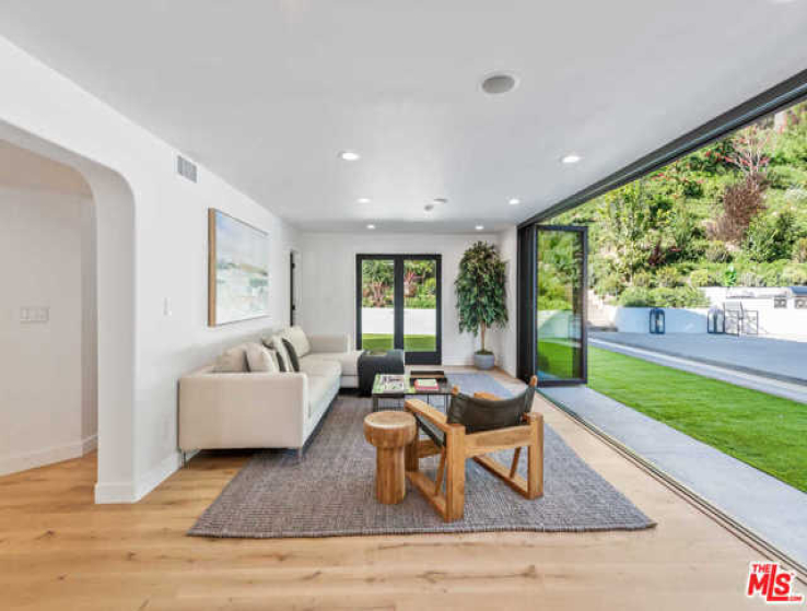 5 Bed Home for Sale in Beverly Hills, California