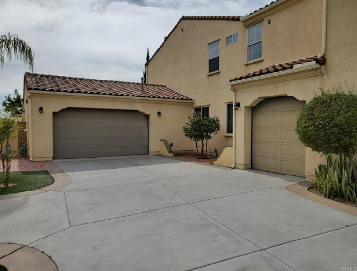 5 Bed Home to Rent in Chula Vista, California