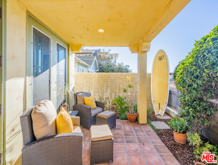 3 Bed Home to Rent in Santa Monica, California