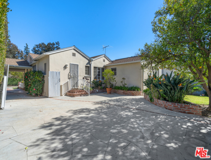 3 Bed Home for Sale in Los Angeles, California