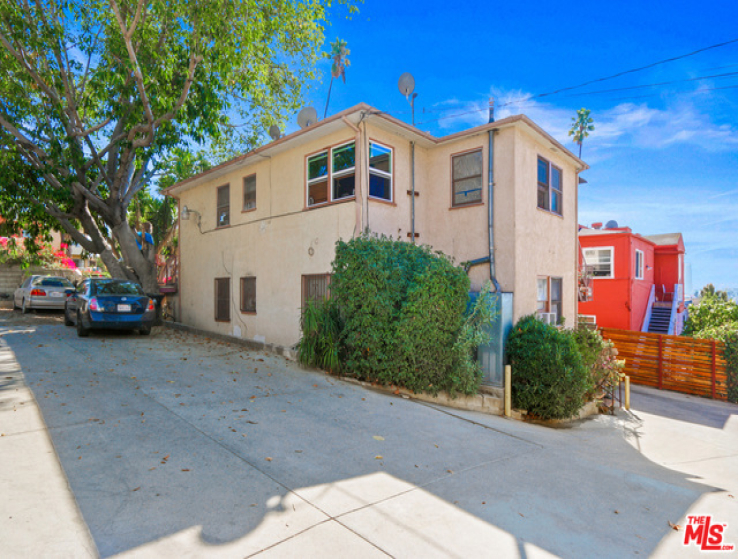  Income Home for Sale in Los Angeles, California