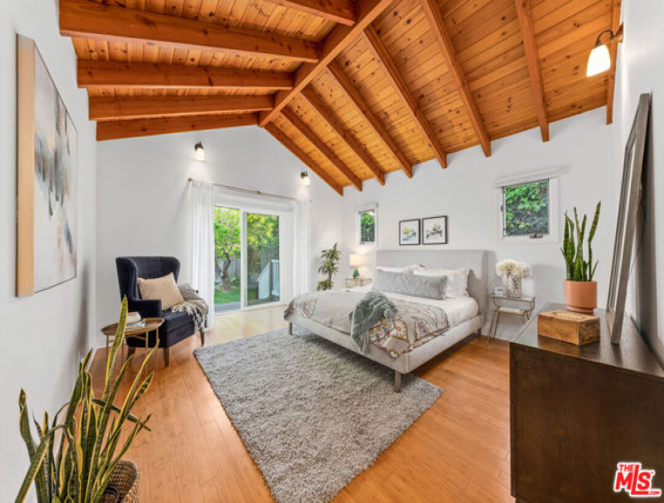 4 Bed Home for Sale in Santa Monica, California