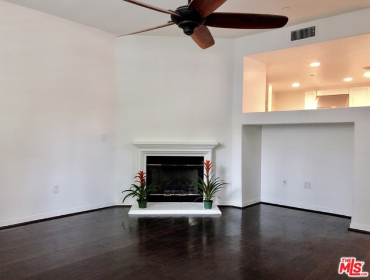 2 Bed Home to Rent in Pasadena, California