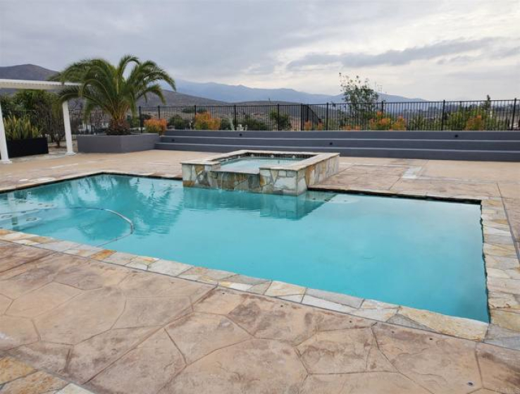 5 Bed Home to Rent in Chula Vista, California