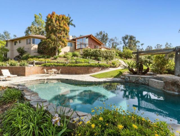 4 Bed Home for Sale in Rancho Santa Fe, California