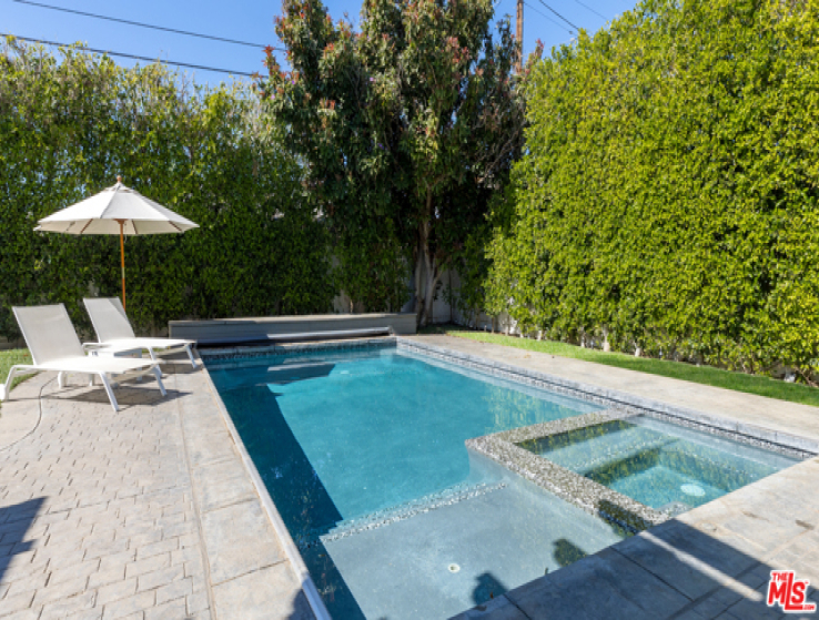 5 Bed Home for Sale in Studio City, California