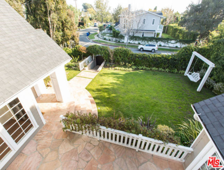 5 Bed Home to Rent in Pacific Palisades, California