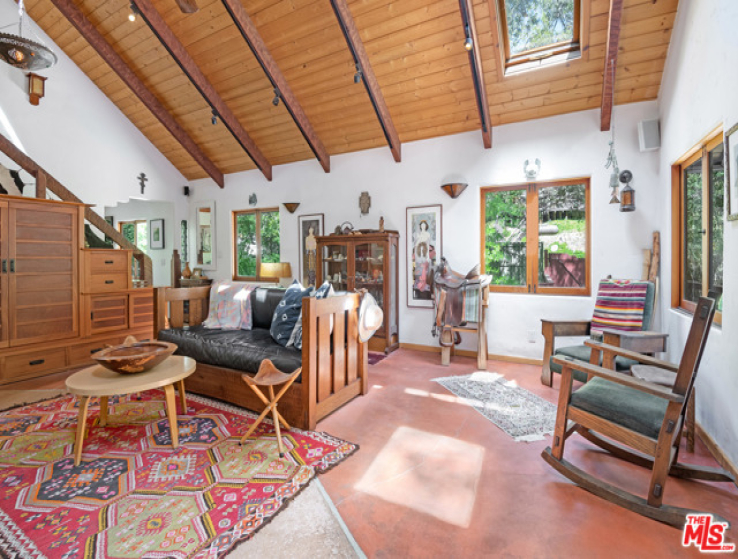 2 Bed Home for Sale in Topanga, California