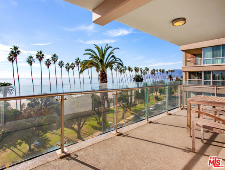 3 Bed Home for Sale in Santa Monica, California