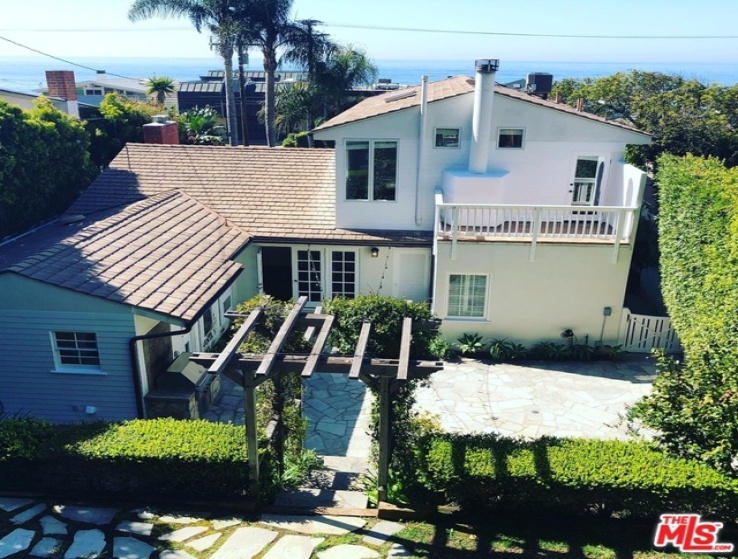 3 Bed Home for Sale in Malibu, California