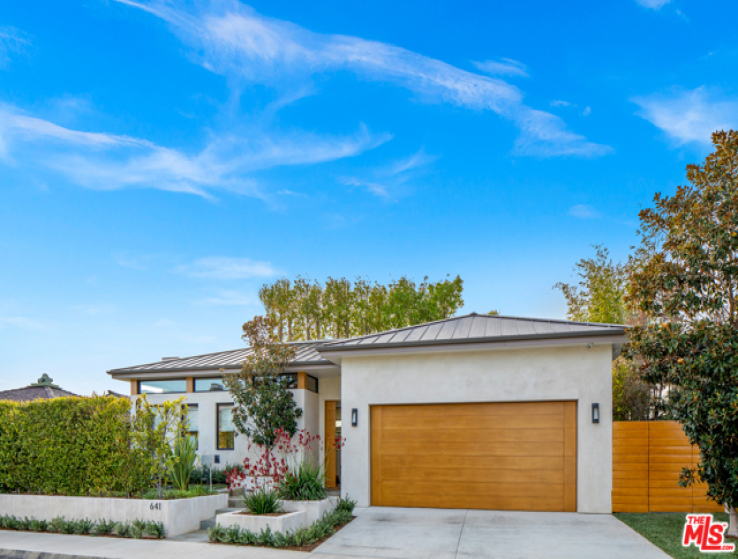 4 Bed Home for Sale in Pacific Palisades, California