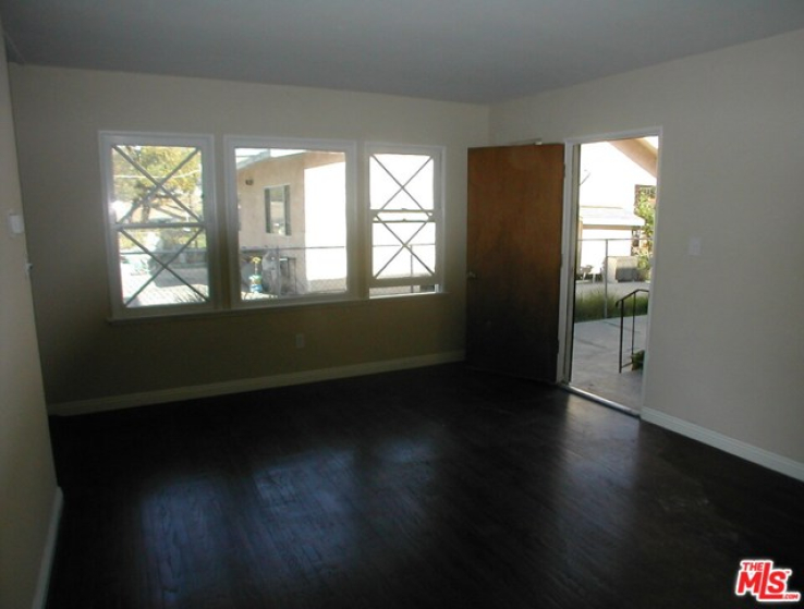 2 Bed Home to Rent in Los Angeles, California