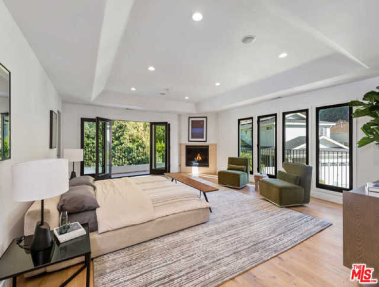 5 Bed Home for Sale in Beverly Hills, California