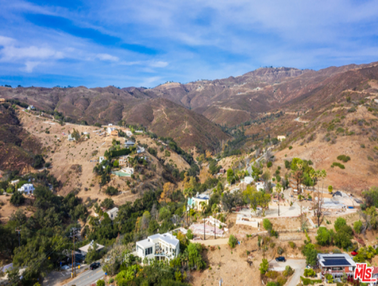 4 Bed Home for Sale in Malibu, California