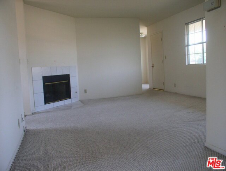 2 Bed Home to Rent in Gardena, California