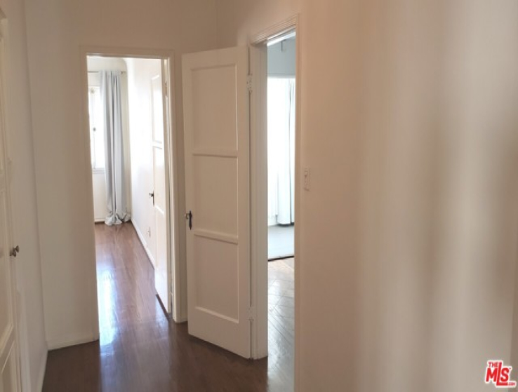 3 Bed Home to Rent in Beverly Hills, California