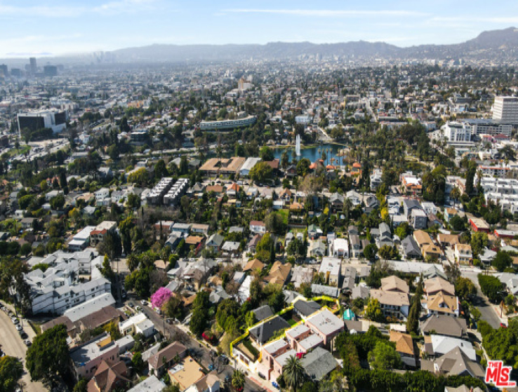 3 Bed Home to Rent in Los Angeles, California