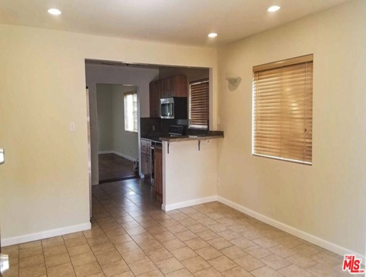 4 Bed Home to Rent in Los Angeles, California