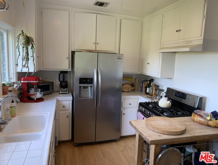 2 Bed Home to Rent in Los Angeles, California