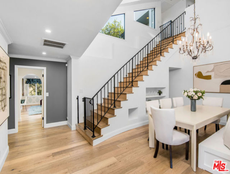 4 Bed Home for Sale in Los Angeles, California