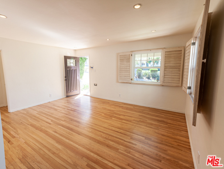 3 Bed Home to Rent in Los Angeles, California