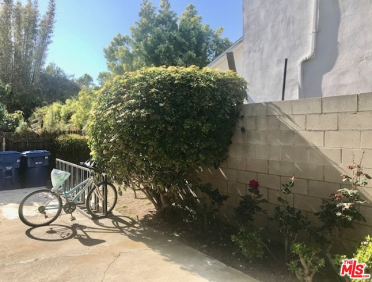 3 Bed Home to Rent in Los Angeles, California