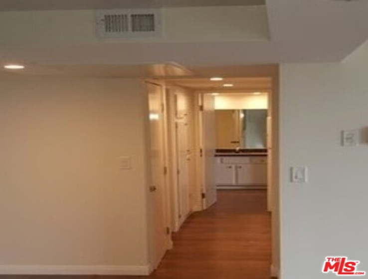 2 Bed Home to Rent in Los Angeles, California