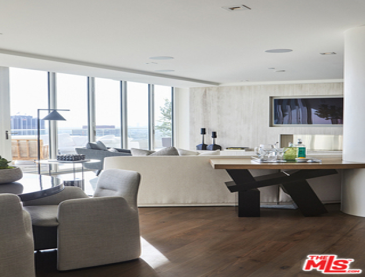 Oversized Fully Furnished Penthouse