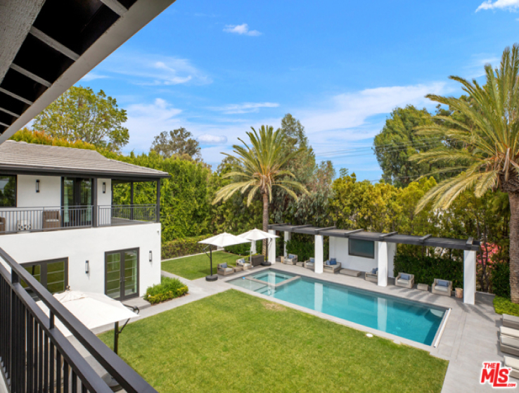 6 Bed Home for Sale in Los Angeles, California