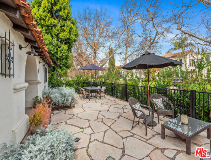  Income Home for Sale in Los Angeles, California