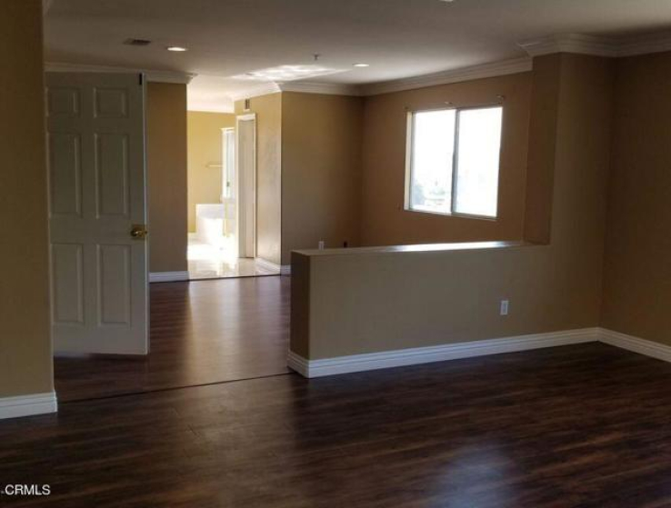 5 Bed Home to Rent in Fontana, California