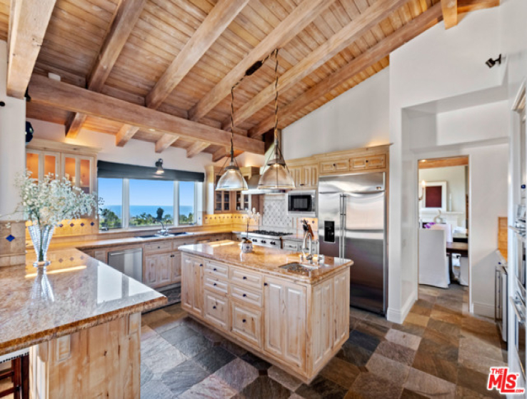 5 Bed Home for Sale in Malibu, California