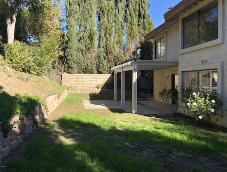 4 Bed Home to Rent in Calabasas, California