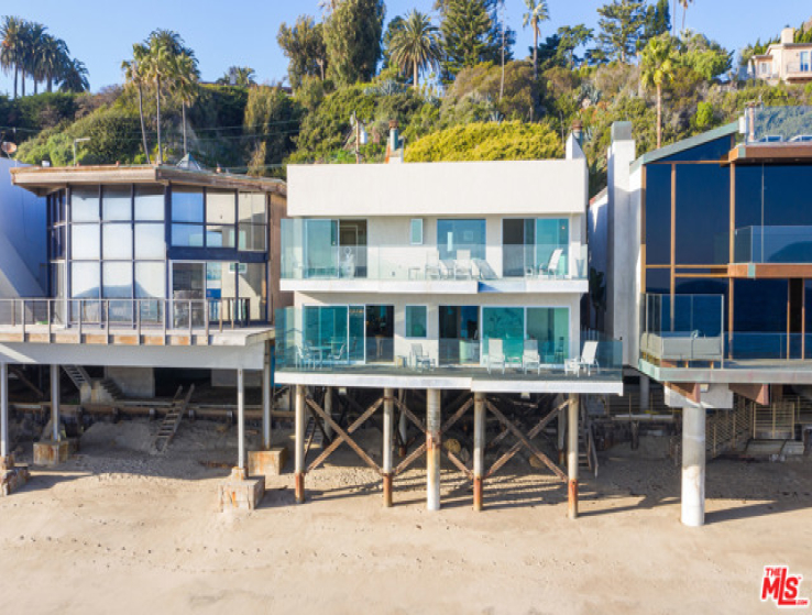 4 Bed Home for Sale in Malibu, California